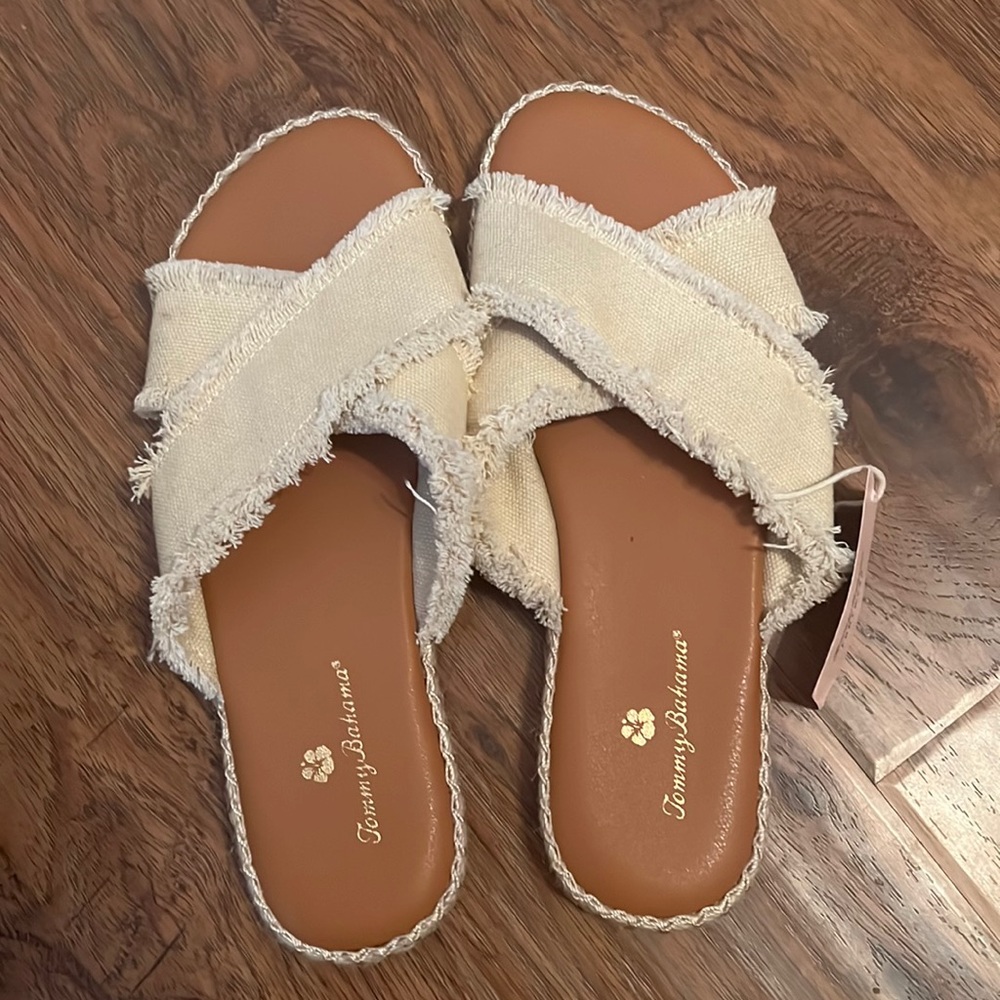 Tommy Bahama fringe sandals